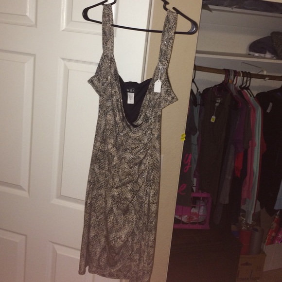 Size12 snake skin sequined flowy cocktail dress