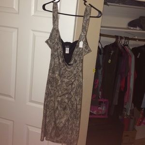 Size12 snake skin sequined flowy cocktail dress