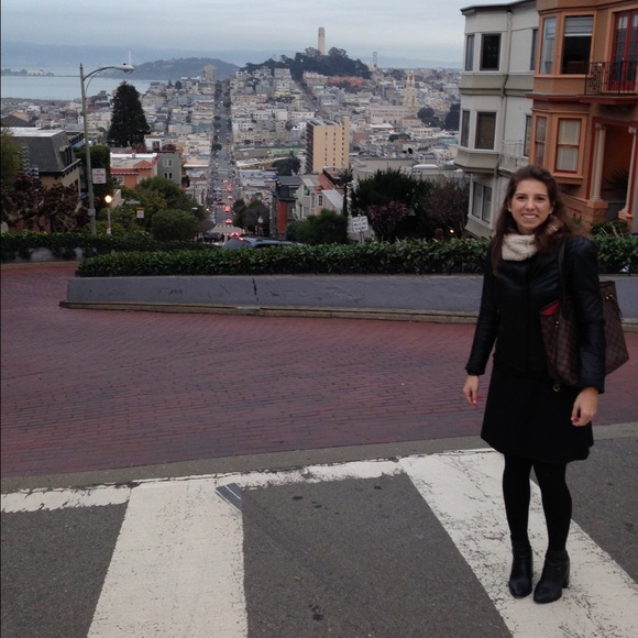 Meet your Posher, Angela