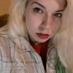 Meet your Posher, Kelley