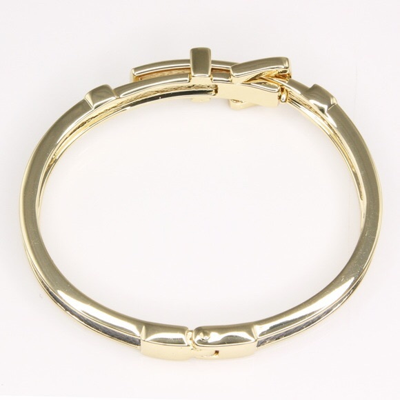 Sale!  Was $45.  Snake Print Buckle Bracelet - Picture 3 of 3