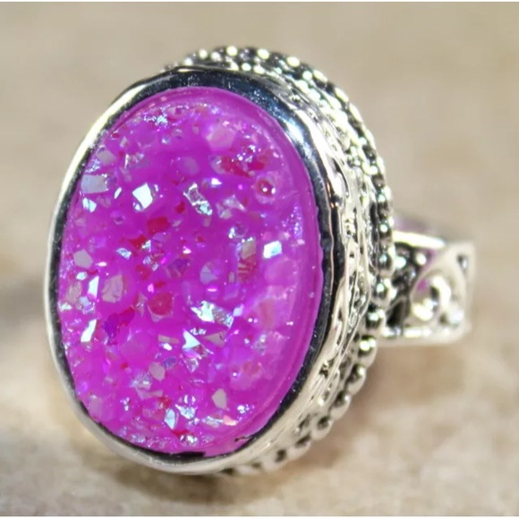 Boutique Jewelry - 🆕 Titanium Pink Druzy Oval Ring🔹LAST ONE🔹