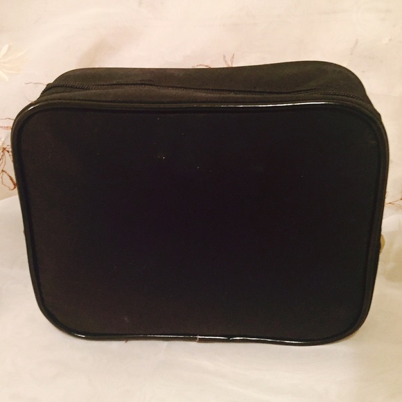 Lancôme Cosmetic Bag 💋 - Picture 2 of 4