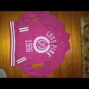 ⭐️SOLD⭐️Victoria's Secret Half Zip