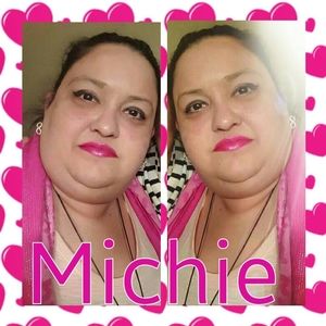 Meet your Posher, Eva