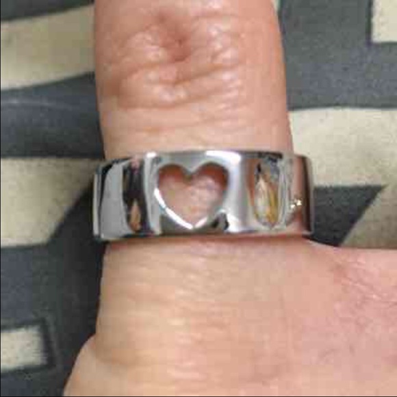 Silver heart ring