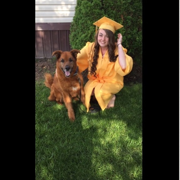 Meet Your Posher 💁🏽 - Picture 2 of 4