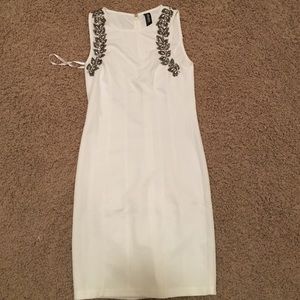 Brand new never worn LULUs dress