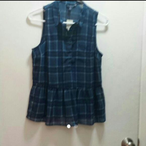 NWT Checkered blouse