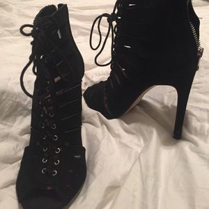 Steve Madden lace up heels