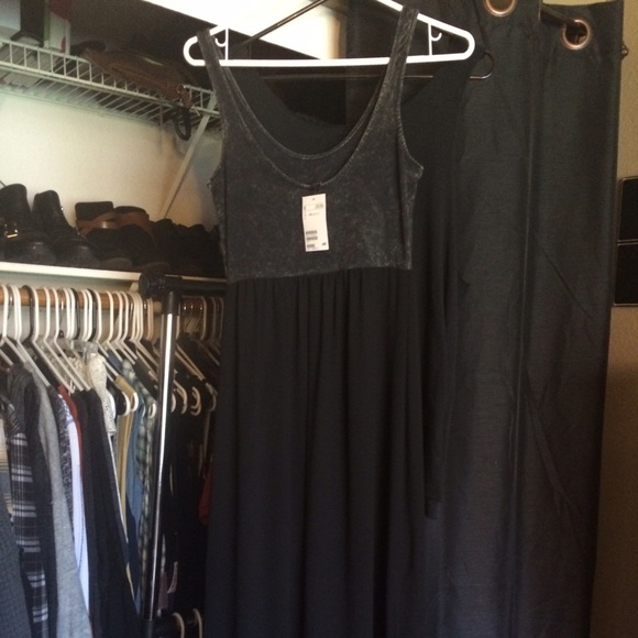 Black H&M dress (brand new) tags attached