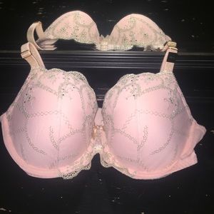Victoria secret bra size 38 DD