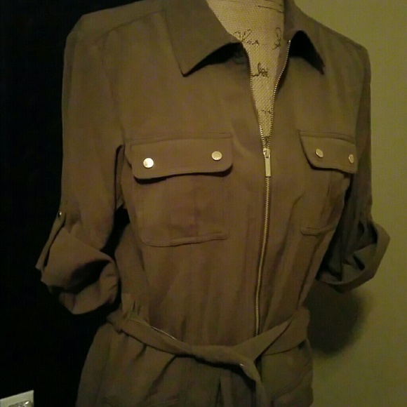 Beautiful Michael Kors! - Picture 2 of 4