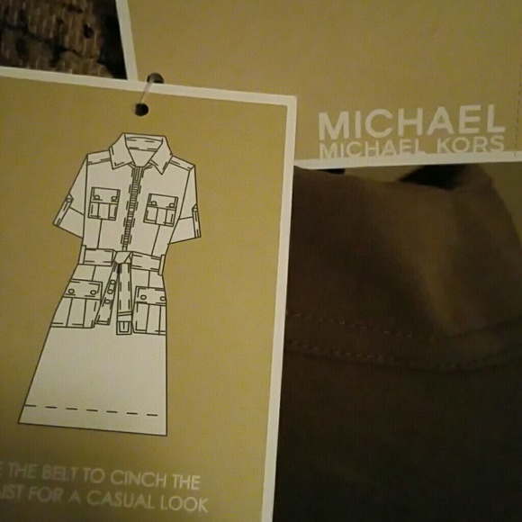 Beautiful Michael Kors! - Picture 4 of 4