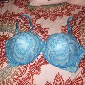 🍓hold🍓Victoria secret bra size 38DD