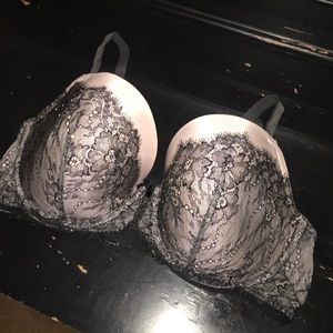 Victoria secret bra size 38DD