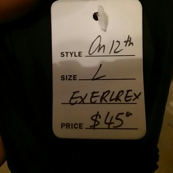 Brown skirt - Picture 2 of 2