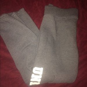 University of Pink Victoria's Secret sweatpants