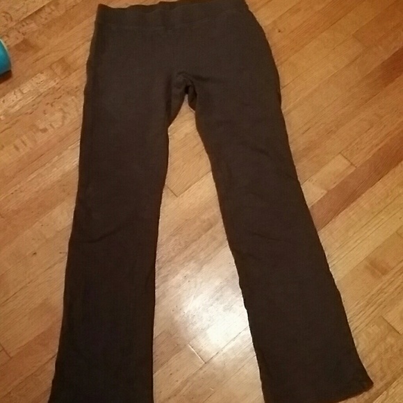 Yoga pants? - Picture 2 of 4