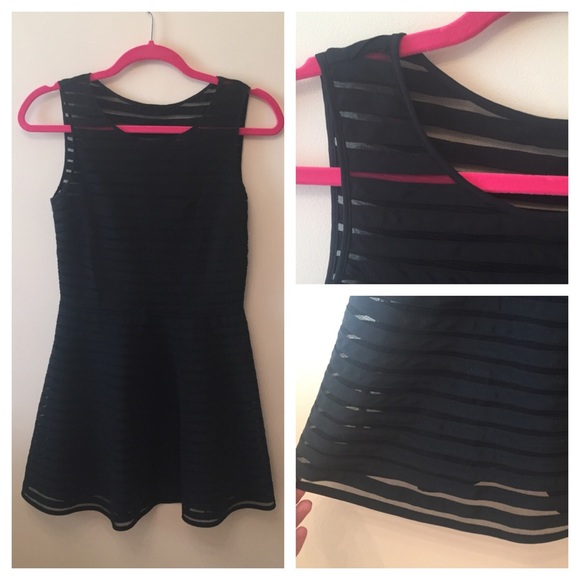 Parker Black Dress - Picture 4 of 4