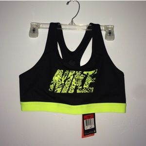 large nike sports bra, brand new with tags