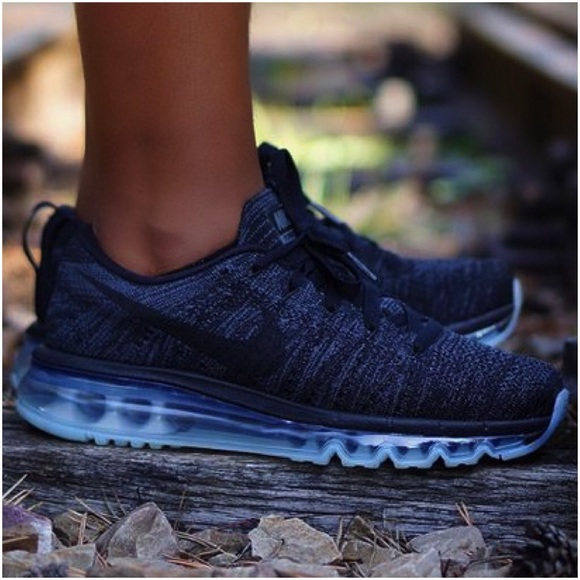 S O L D - Picture 4 of 4