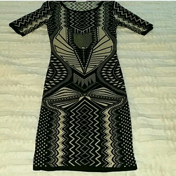 Black and gold bodycon knit dress