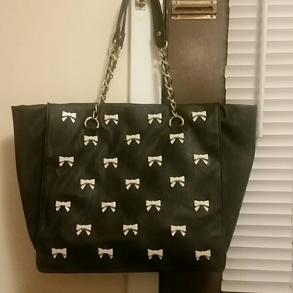 Betsey Johnson Bow purse