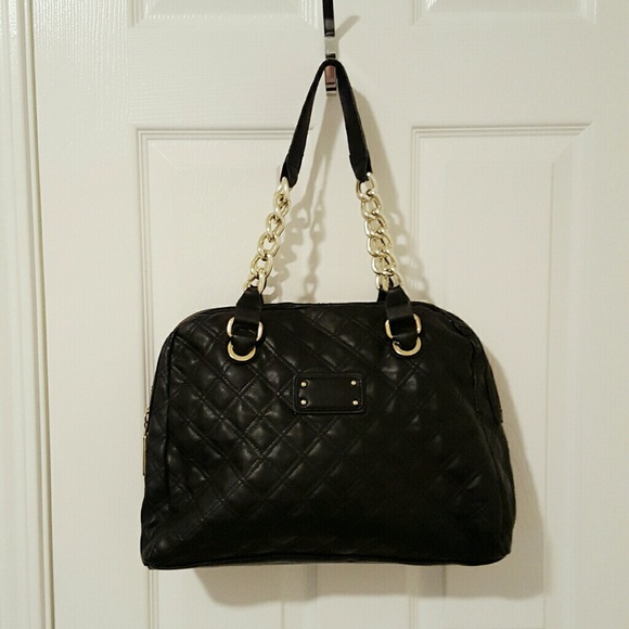 🔖SOLD🔖Black quilt patterned pleather bag