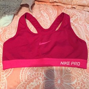 Nike Pro Sports Bra