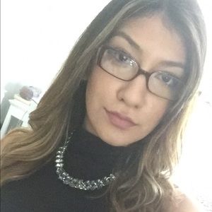 Meet your Posher, Alex