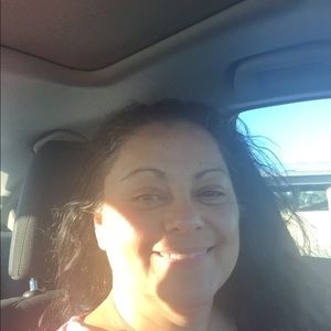 Meet your Posher, Ana