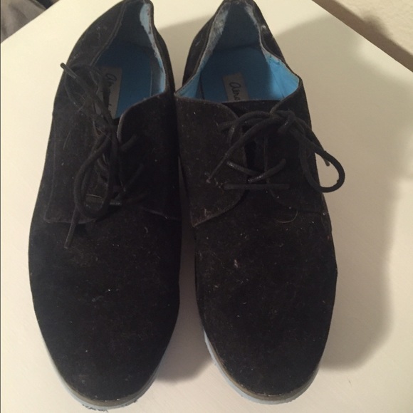 Aeropostale black and blue shoes - Picture 2 of 2