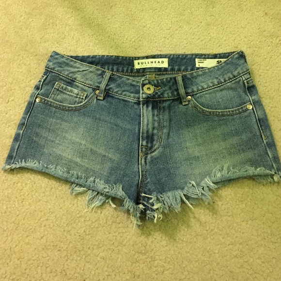 Pacsun- Bullhead Demin Jean Shorts - Picture 1 of 3