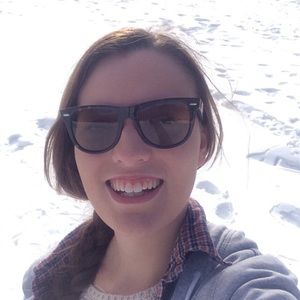 Meet your Posher, Abbie