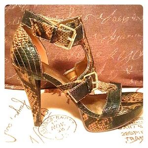 Shoedazzle Heels