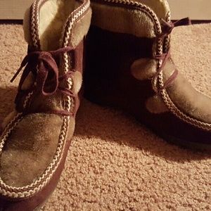 Fur hand made boots