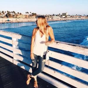 Meet your Posher, Hailey