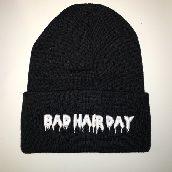 ✨Bad hair day beanie✨