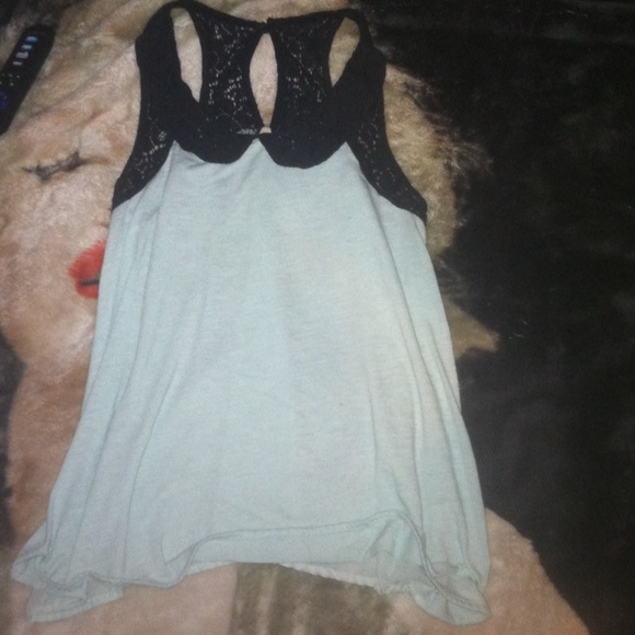 Very gorgeous turquoise tank.