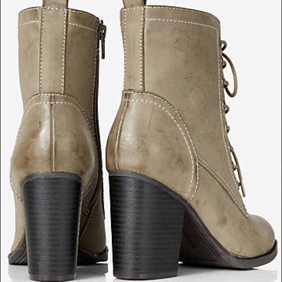 Express Lace-up Heeled Boots - Picture 3 of 3