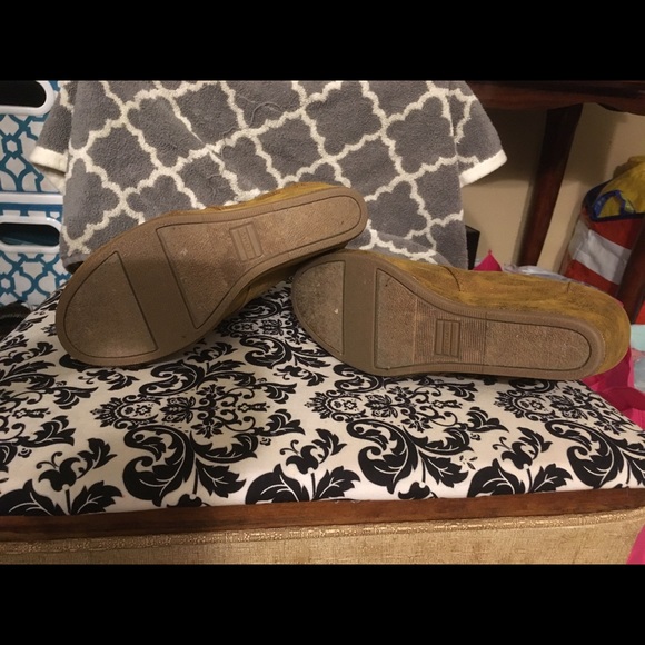 Gold/brown toms wedges size W 6.5 - Picture 4 of 4