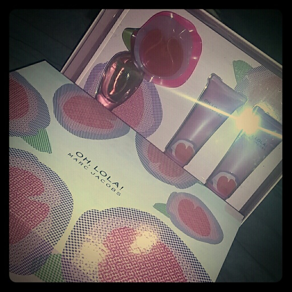 Marc Jacobs Oh, Lola perfume box set
