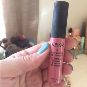 NYX matte cream