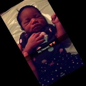 Meet your Posher, Elizabeth