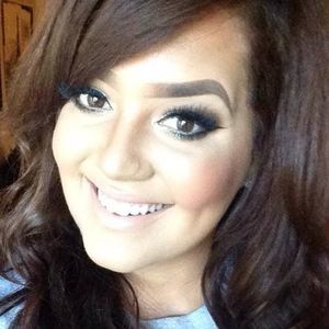 Meet your Posher, Taryn