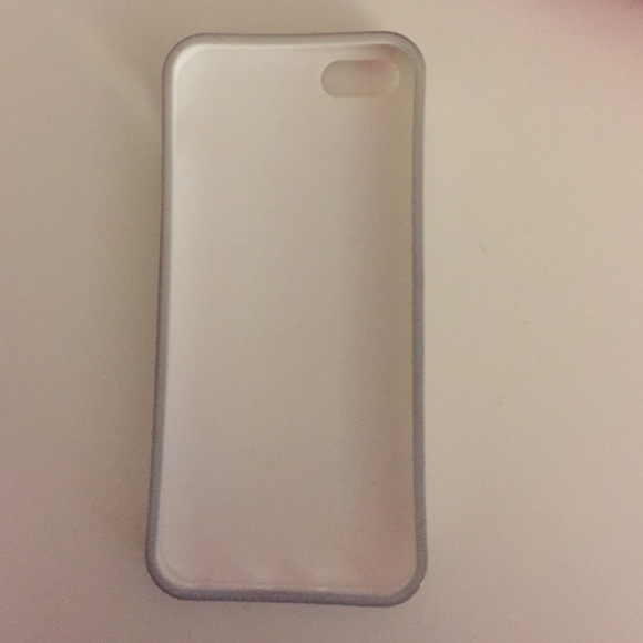 iPhone 5s case - Picture 2 of 2