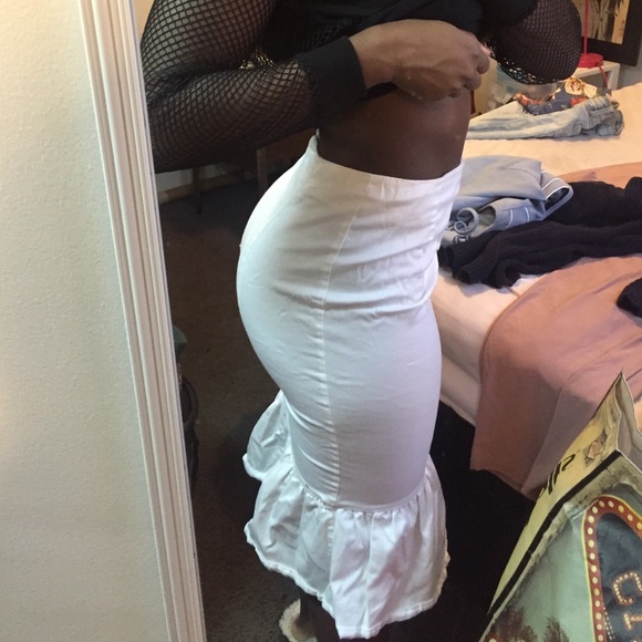 Asos white peplum skirt !