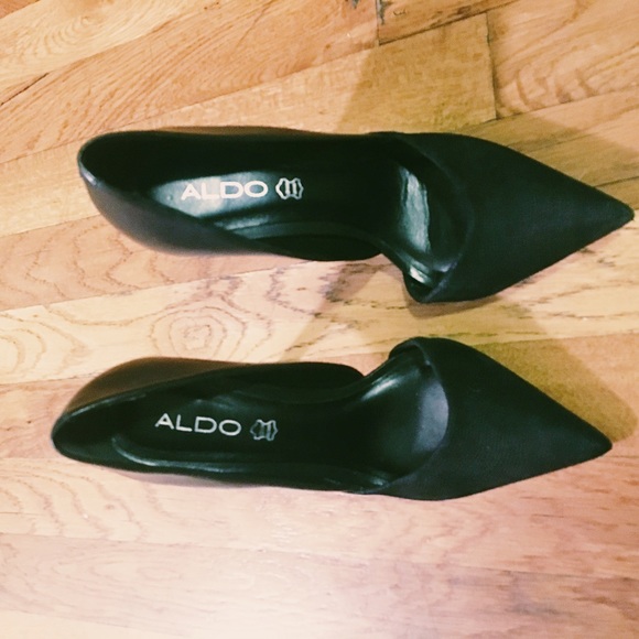 Black stilettos only worn once. - Picture 1 of 4