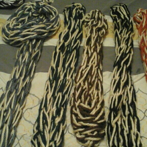 Beautiful hand knitted Infinity Scarves - Picture 2 of 4